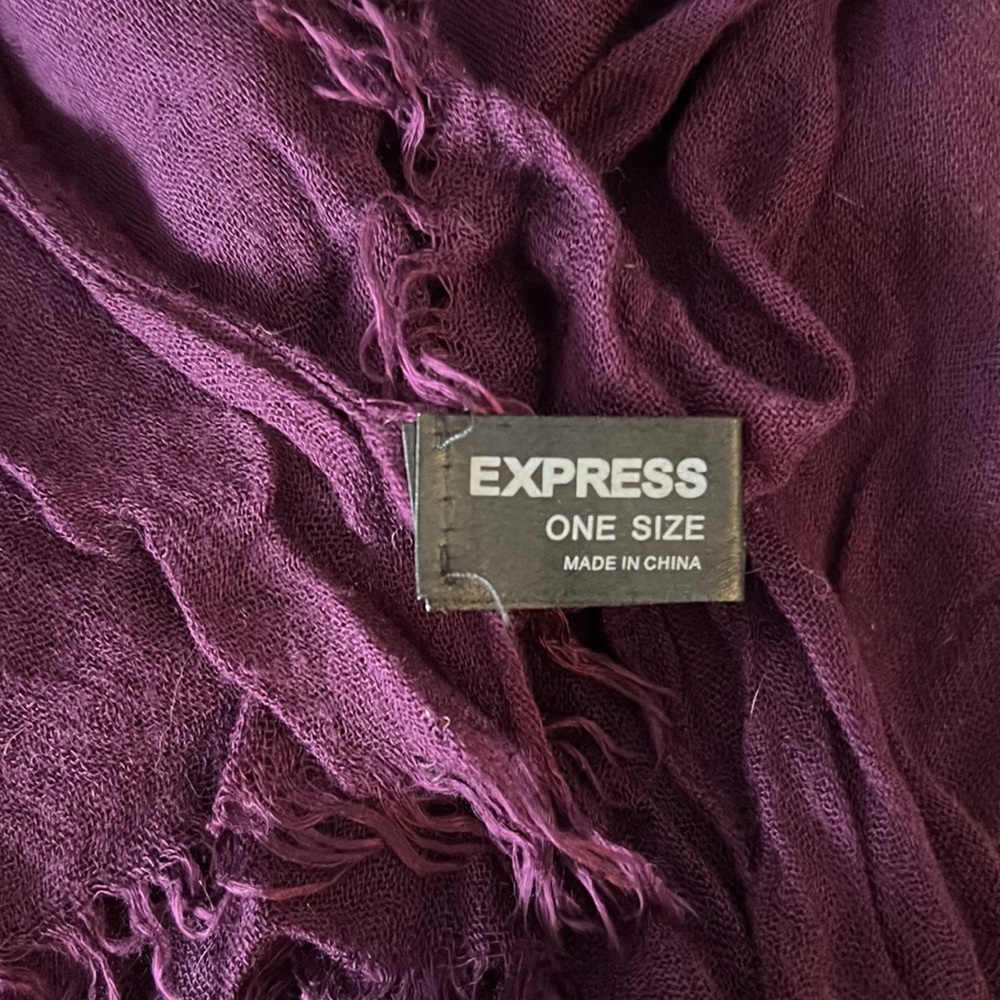 Ombré Scarf - Picture 3 of 3
